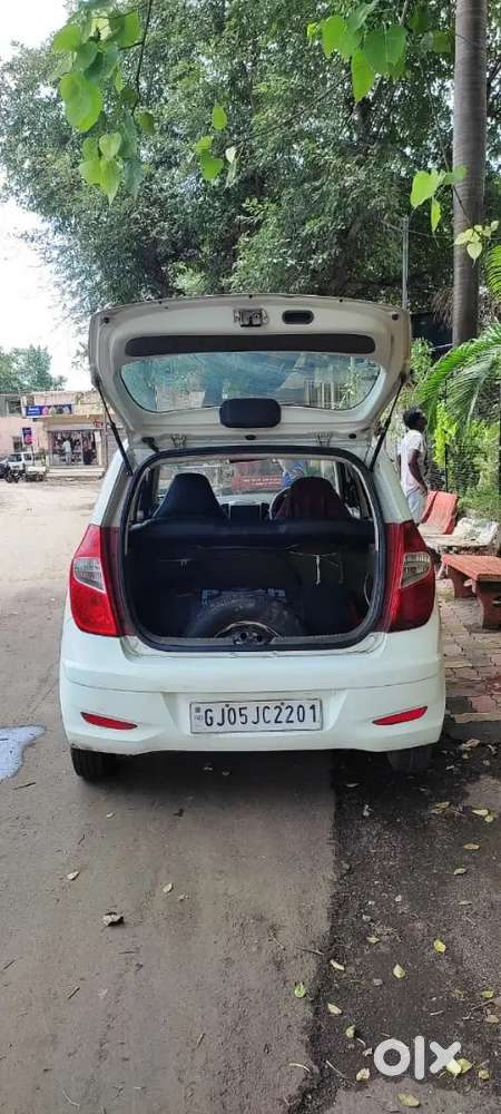 Best Condition Petrol Cng 2013