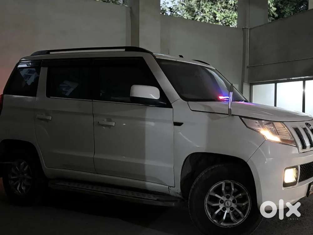 Mahindra Tuv 300 2018  Top Variant  1st Owner  Excellent Condition