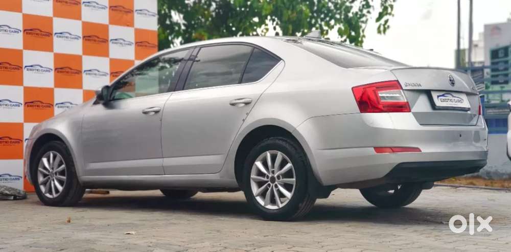 Skoda Octavia Elegance 1.8 Tsi At, 2015, Petrol