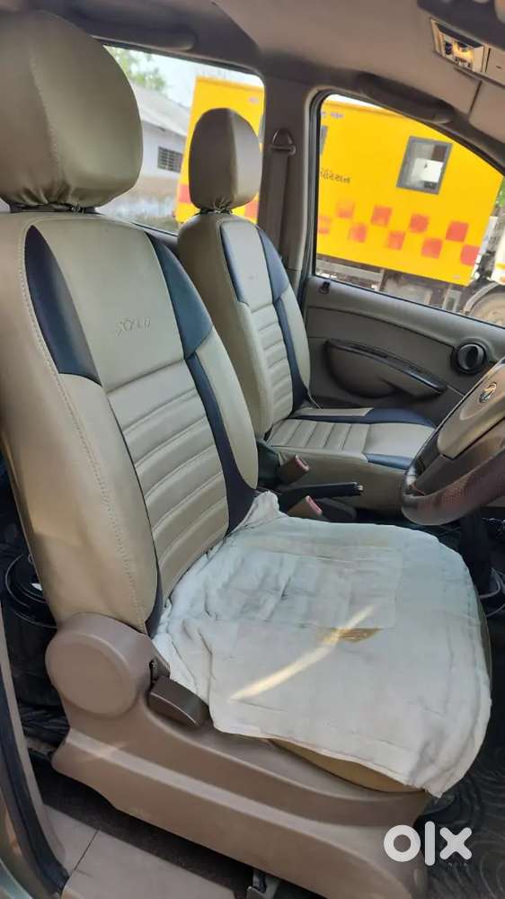 Power Full 8 Siter Car In Lowest Price Best Family Car