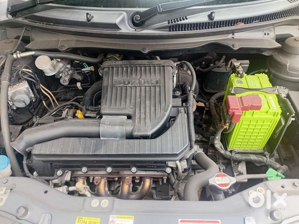 Maruti Suzuki Swift Vxi Optional, 2016, Petrol
