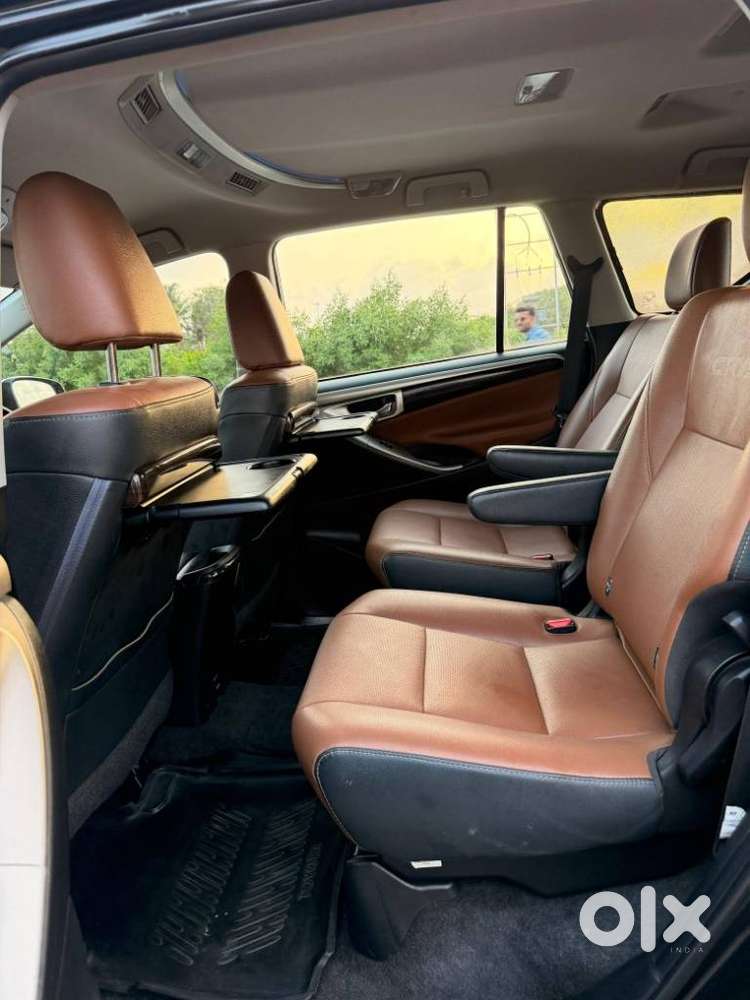 Toyota Innova Crysta 2.5z, 2022, Diesel