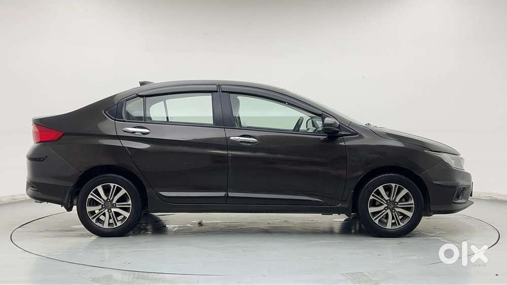 Honda City I-vtec V, 2021, Petrol