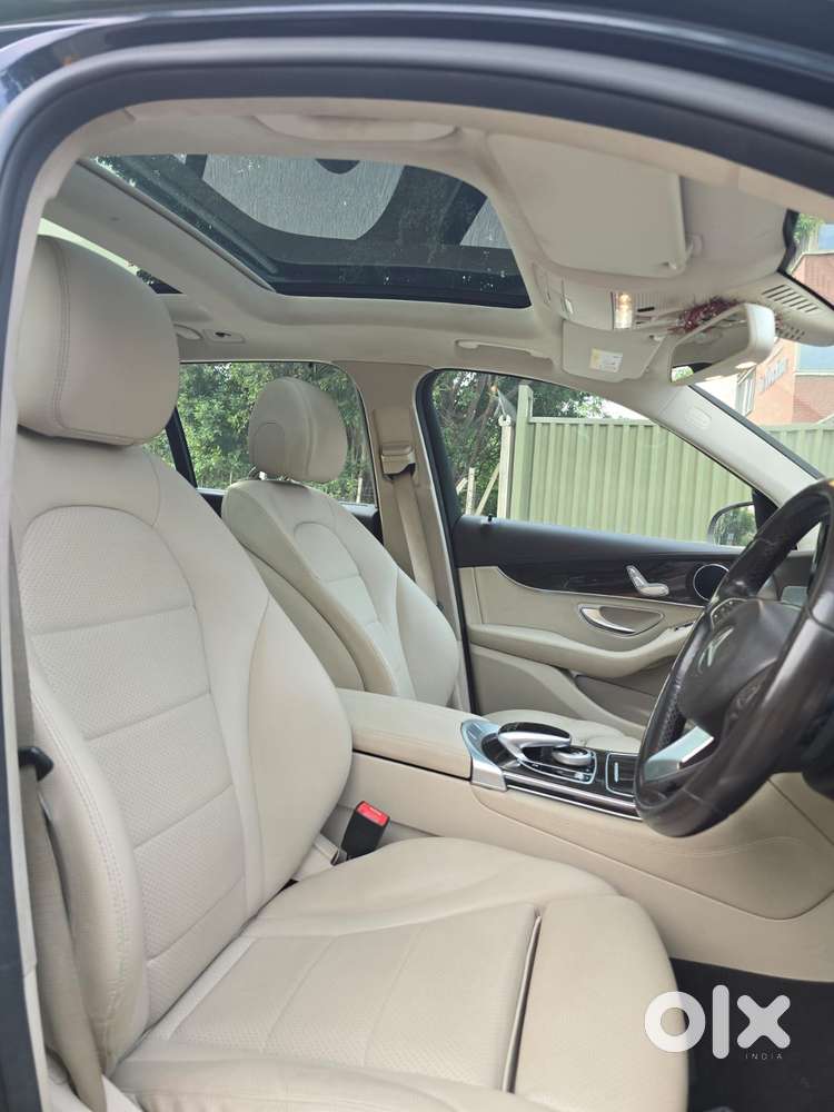 Mercedes-benz Glc Class 220d Celebration Edition, 2017, Diesel