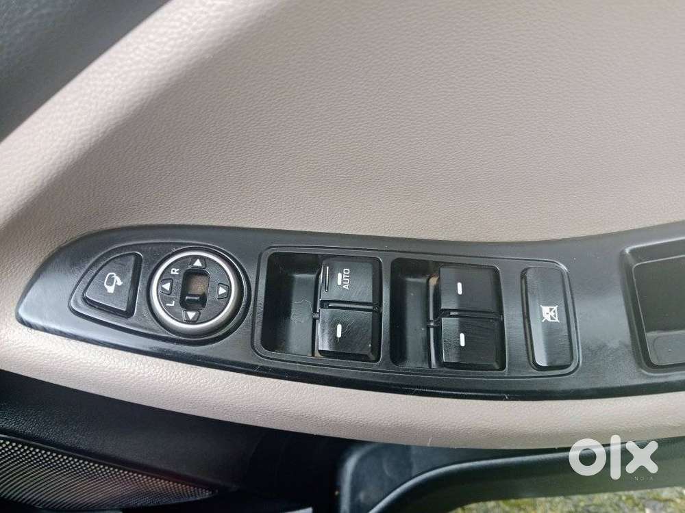 Hyundai I20 1.4 Asta (o) Crdi, 2015, Diesel