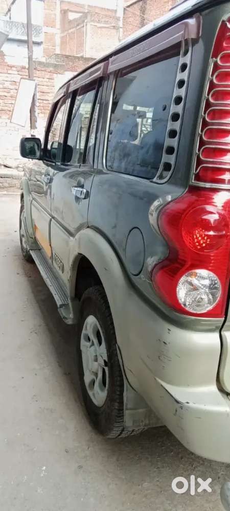 Mahindra Scorpio Classic 2012 Diesel Manual