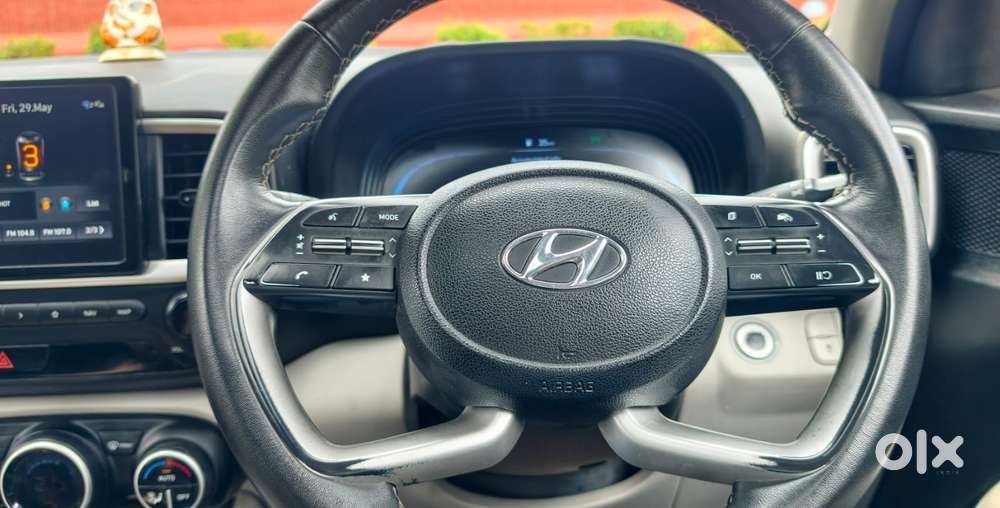 Hyundai Venue Sx (o) Mt 1.5 Diesel, 2022, Diesel