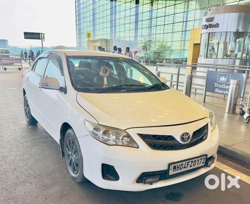 Toyota Corolla Altis 2012