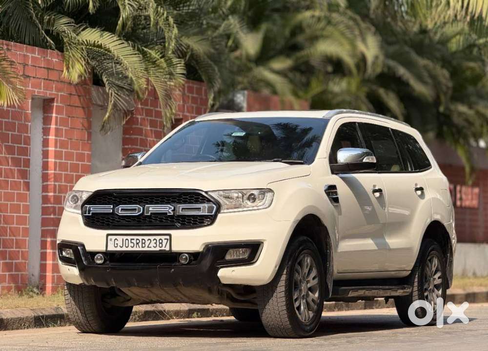 Ford Endeavour 3.2 Titanium At 4x4, 2017, Diesel