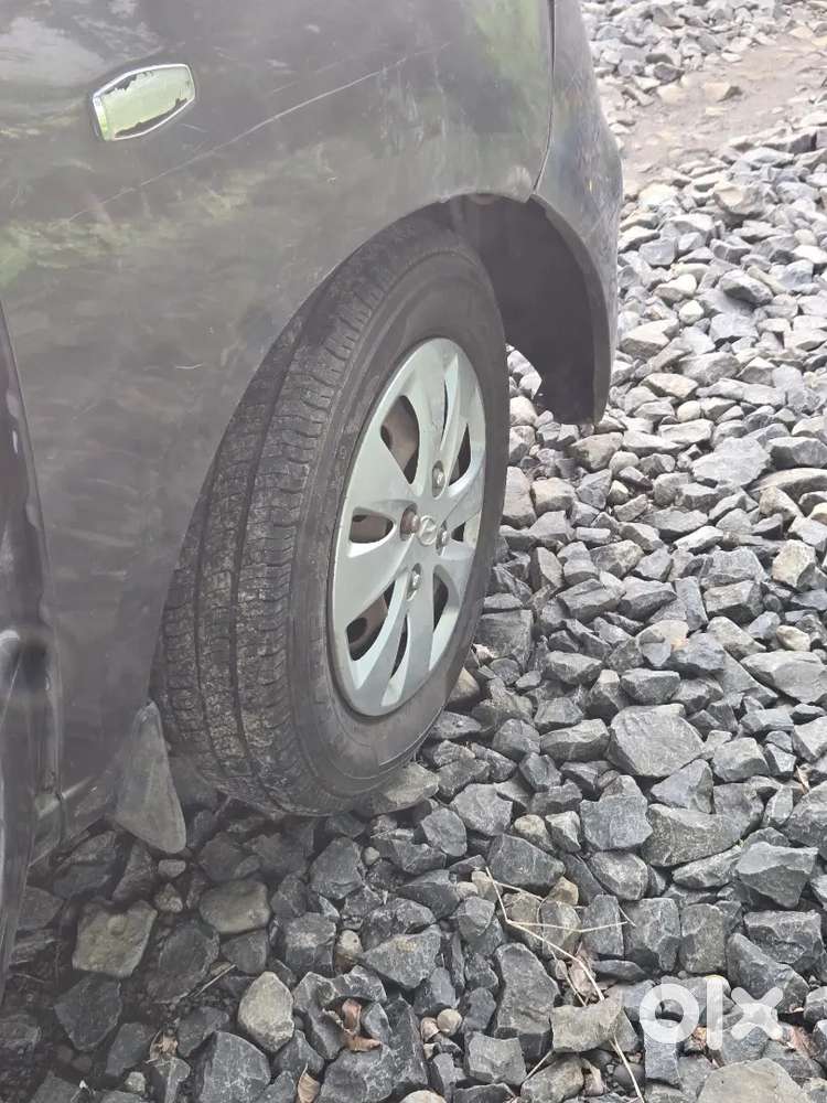 Hyundai I10 Sportz Petrol Manual 2013