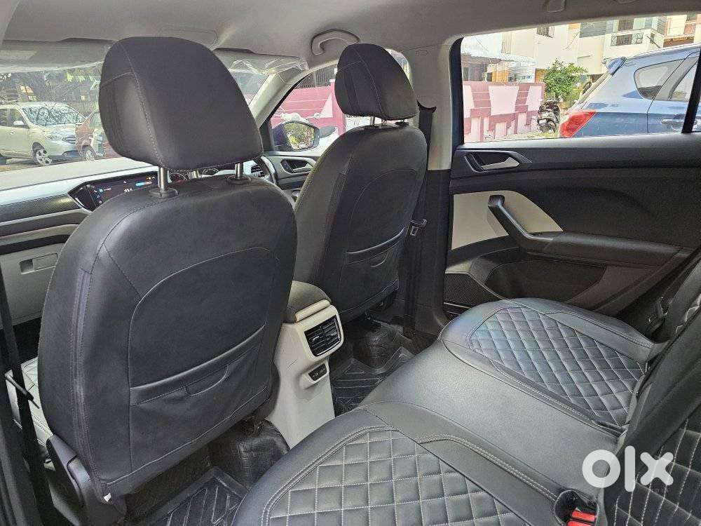 Volkswagen Taigun 1.0 Tsi Highline At, 2024, Petrol