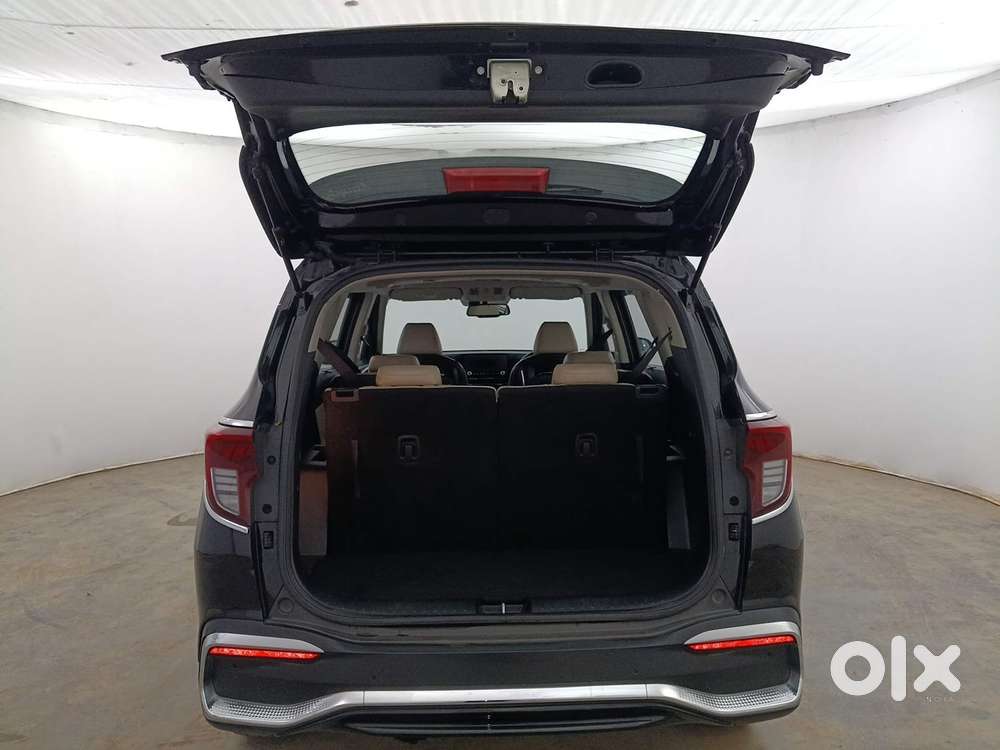 Kia Carens 1.4 Luxury Plus Dct 7 Str, 2022, Petrol