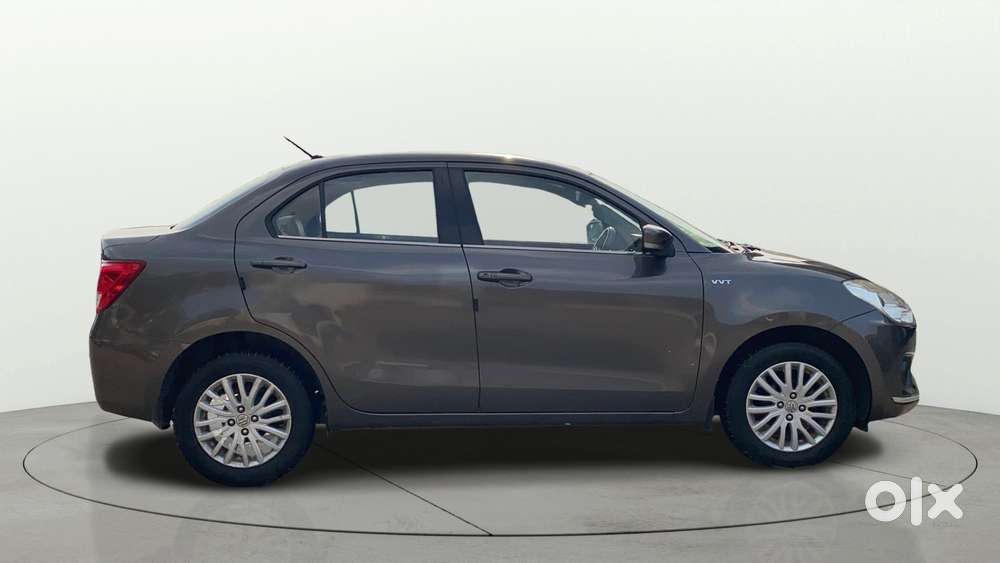Maruti Suzuki Swift Dzire Amt Zxi, 2018, Petrol