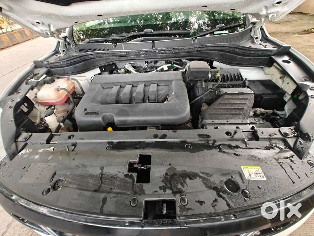 Mahindra Xuv700 Ax5 S Diesel At 2025