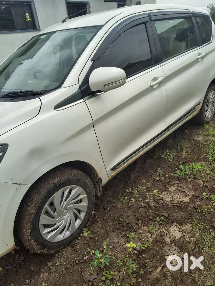 Maruti Suzuki Ertiga 2024 Vxi Petrol