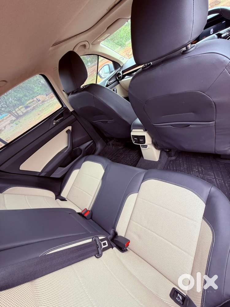 &scaron;koda Slavia (top) 1.0 Tsi Mt [silver]