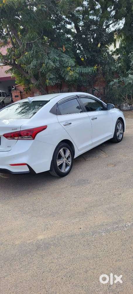 Hyundai Verna 1.6 Sx (o) Crdi At, 2019, Diesel