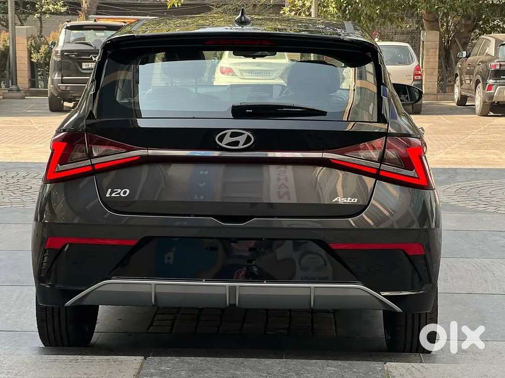 Hyundai New I20 2026 Petrol 0 Km Driven Sunroof, Push Botton