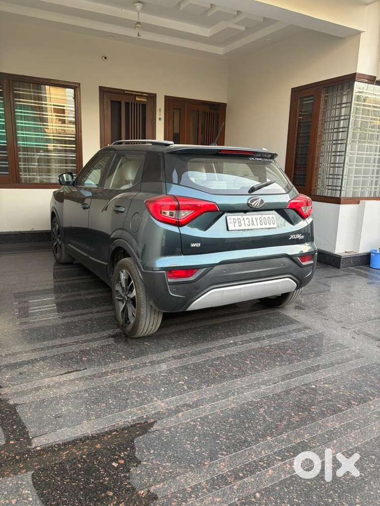 Mahindra Diesel Car 2019 W8 (o)