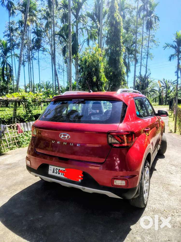 Hyundai Venue Petrol Brand New Condition
