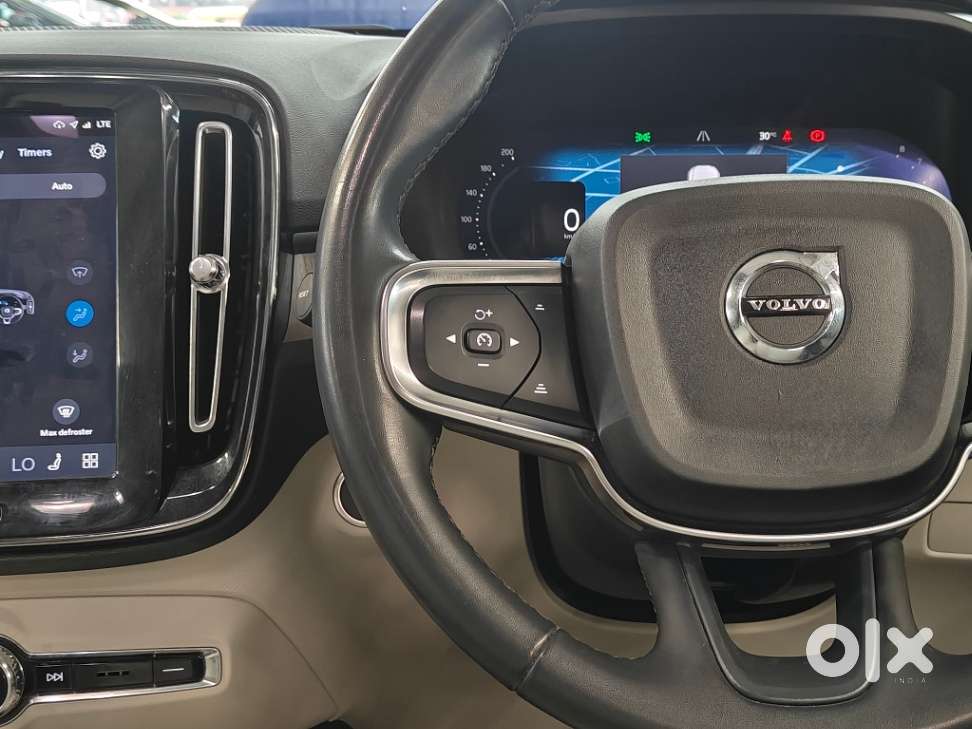 Volvo Xc40 B4 Ultimate, 2023, Petrol