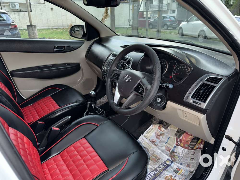 Hyundai I20 Sportz 1.2 Bs-iv, 2013, Petrol
