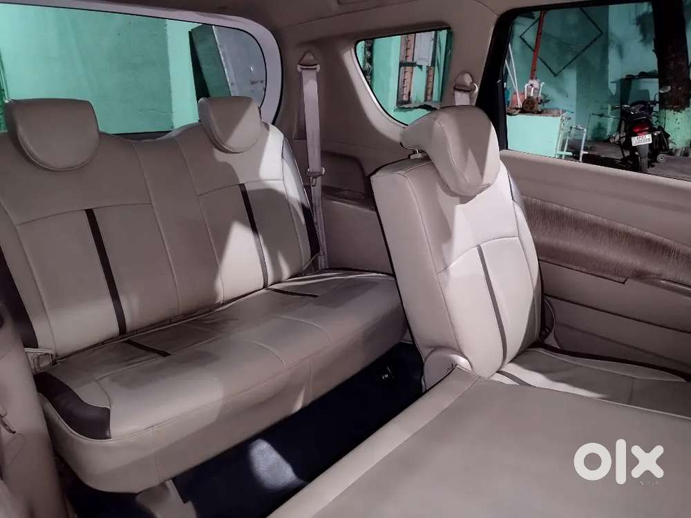 Maruti Suzuki Ertiga Vxi 2012