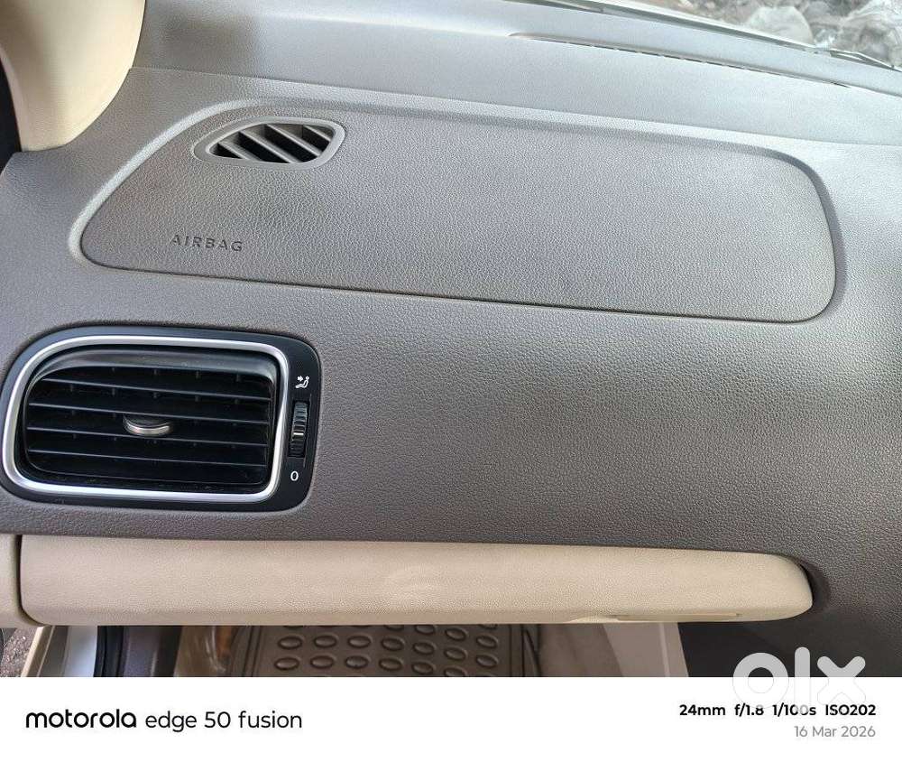 Volkswagen Vento 2010-2013 Petrol Highline, 2011, Petrol