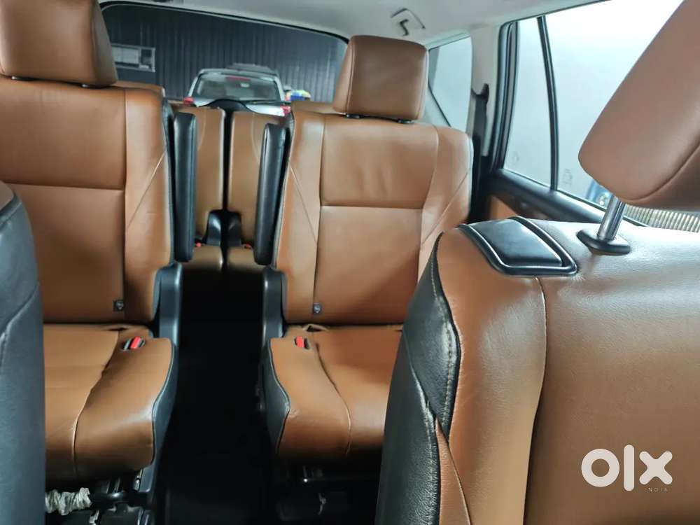 Toyota Innova Crysta 2016 Diesel 121500 Km Driven