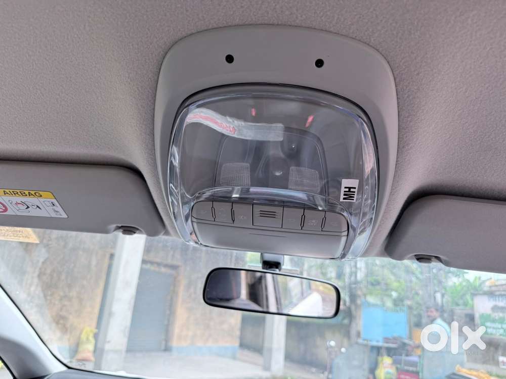 Toyota Innova Crysta 2.4 V 8 Str, 2025, Diesel