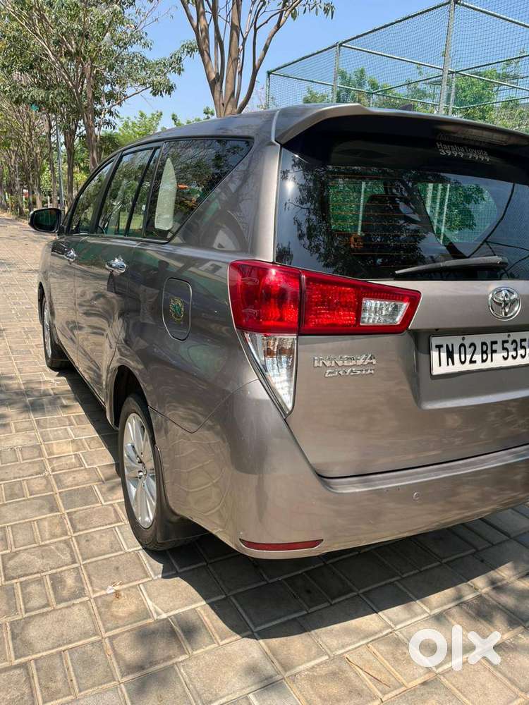 Innova Crysta 2.8 Zx At (top End) Well Maintained Car