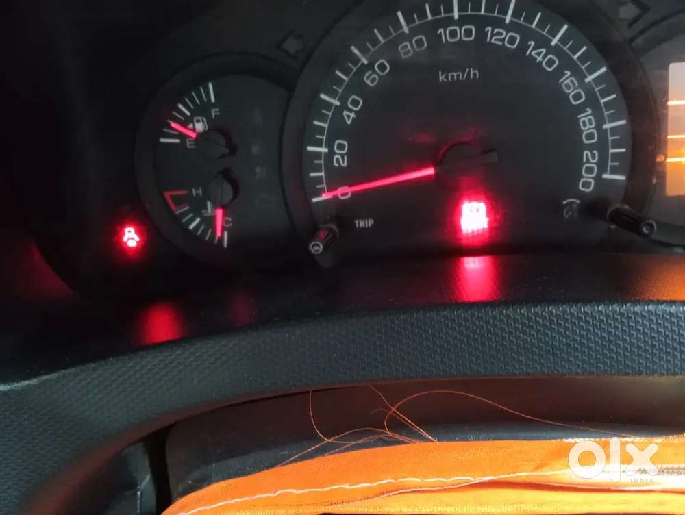 2016 Maruti Suzuki Swift Lxi