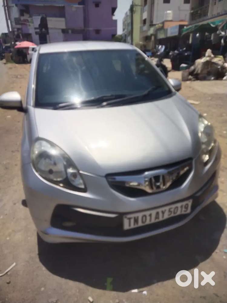 Honda Brio 2015 Petrol Top Model Well Maintained.