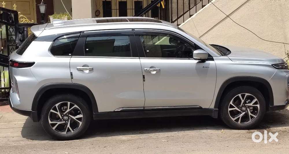 Toyota Urban Cruiser 2025 Hybrid Edition