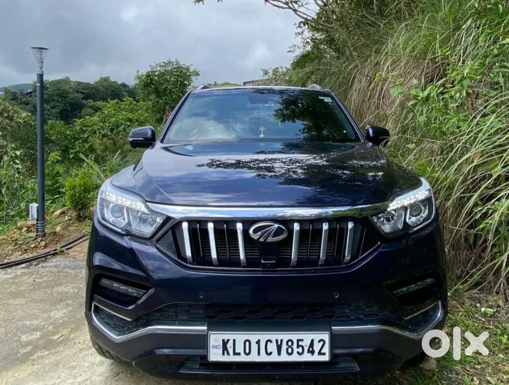 Mahindra Alturas G4 2022 Diesel 65000 Km Driven