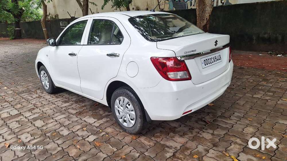Maruti Suzuki Swift Dzire 1.2 Lxi (o), 2022, Petrol