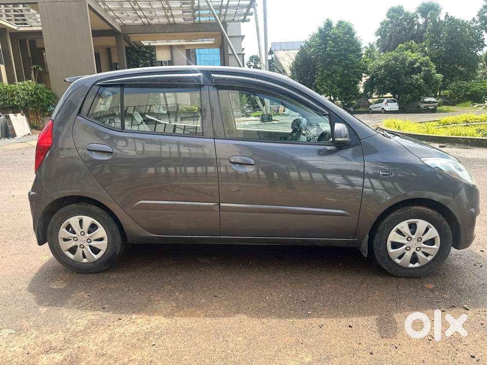 Hyundai I10 Sportz Petrol 2012