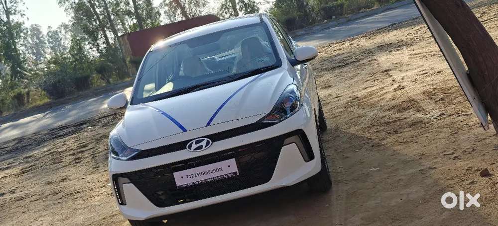 Hyundai Aura Sx Cng Top Model 2025 December