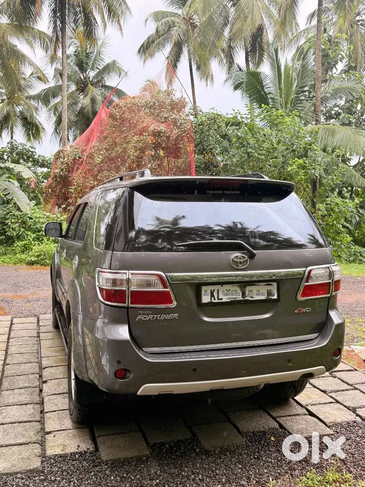 2010 Model Toyota Fortuner Urgent Sale