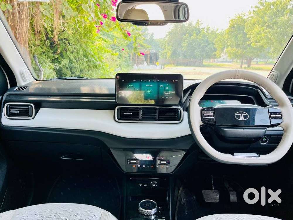 Tata Punch Ev Empowered Plus S Lr, 2024, Electric