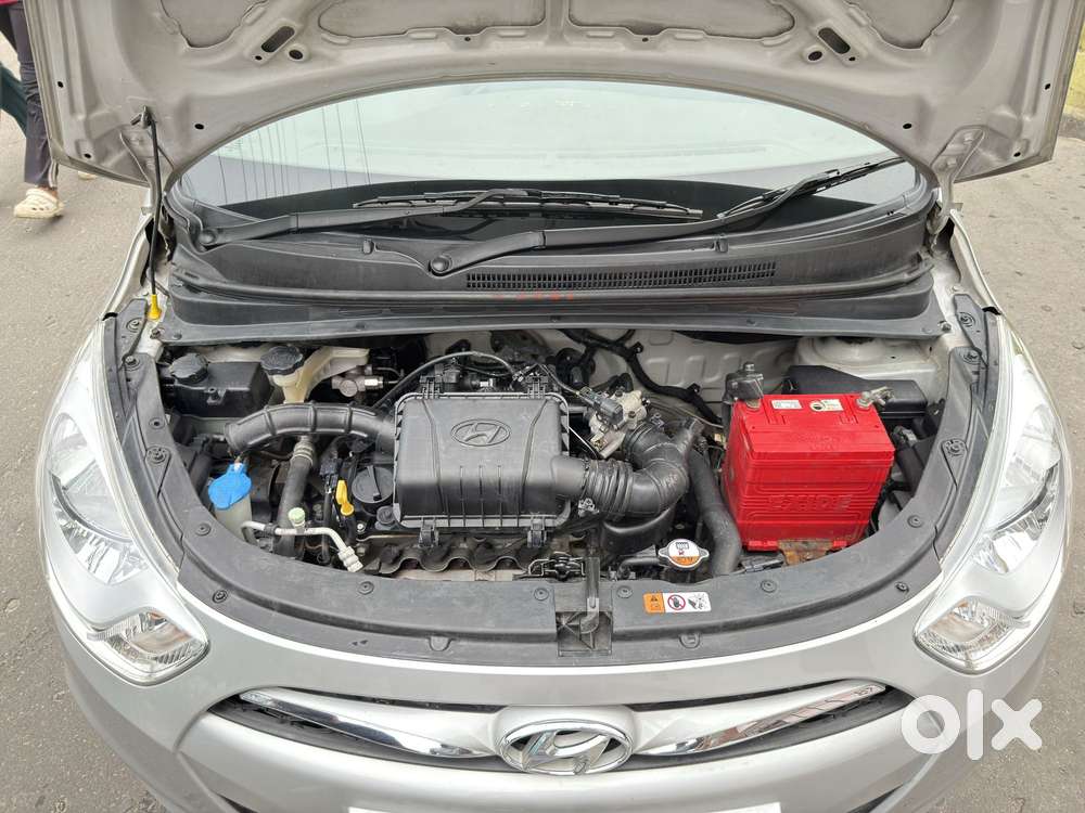 Hyundai I10 Sportz, 2014, Petrol