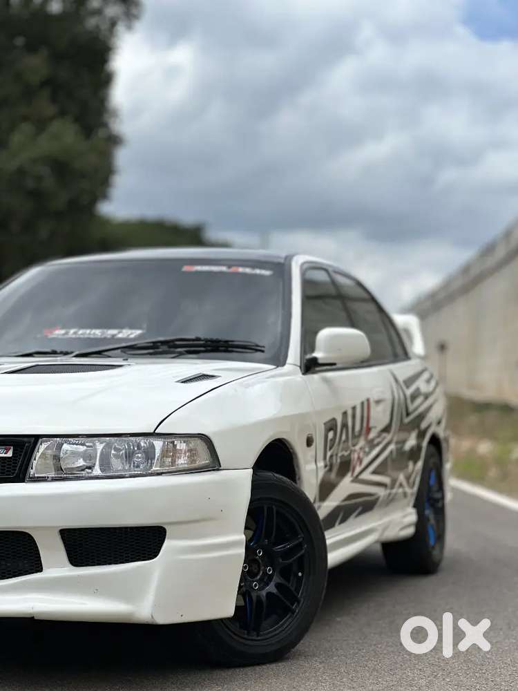 #lancer  
Petrol Manual 2002 Model

 Ownership : 4th Owner
 Km D