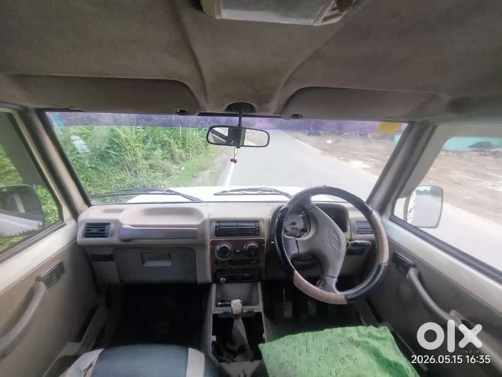 4mahindra Bolero 2011