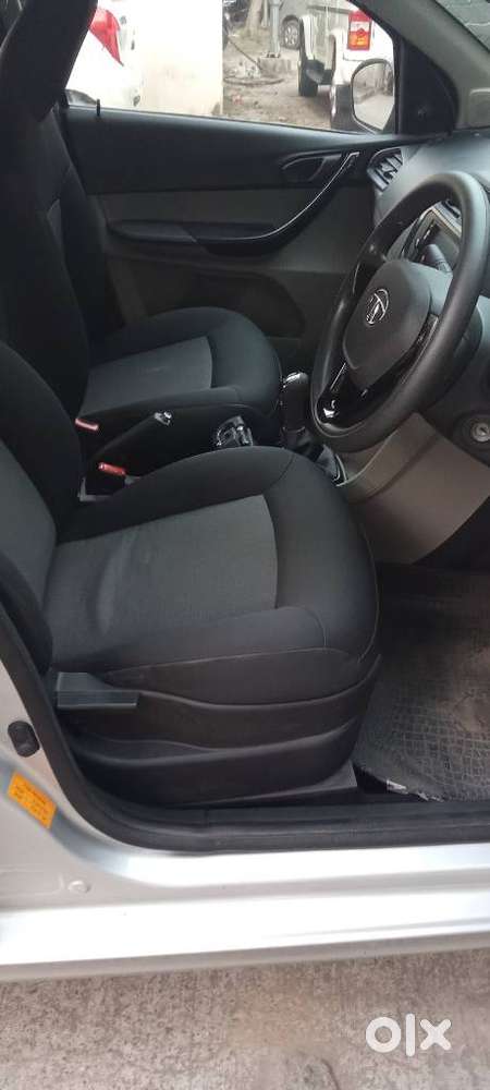 Tata Tiago 1.2 Revotron Xm Option, 2018, Petrol