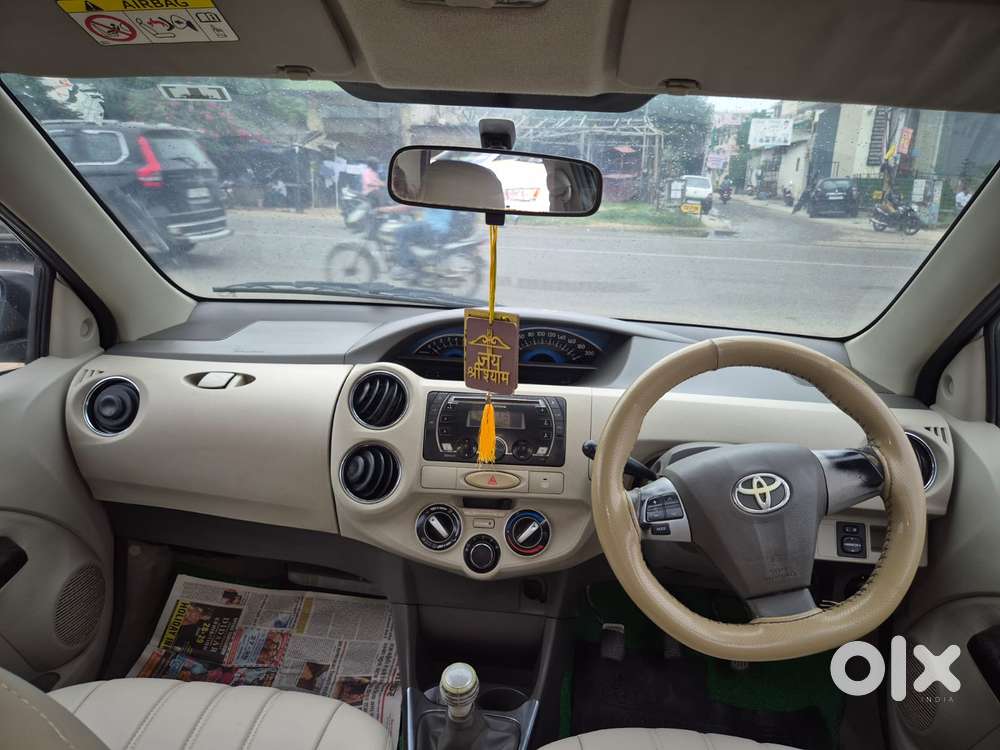 Toyota Etios Vx, 2015, Petrol