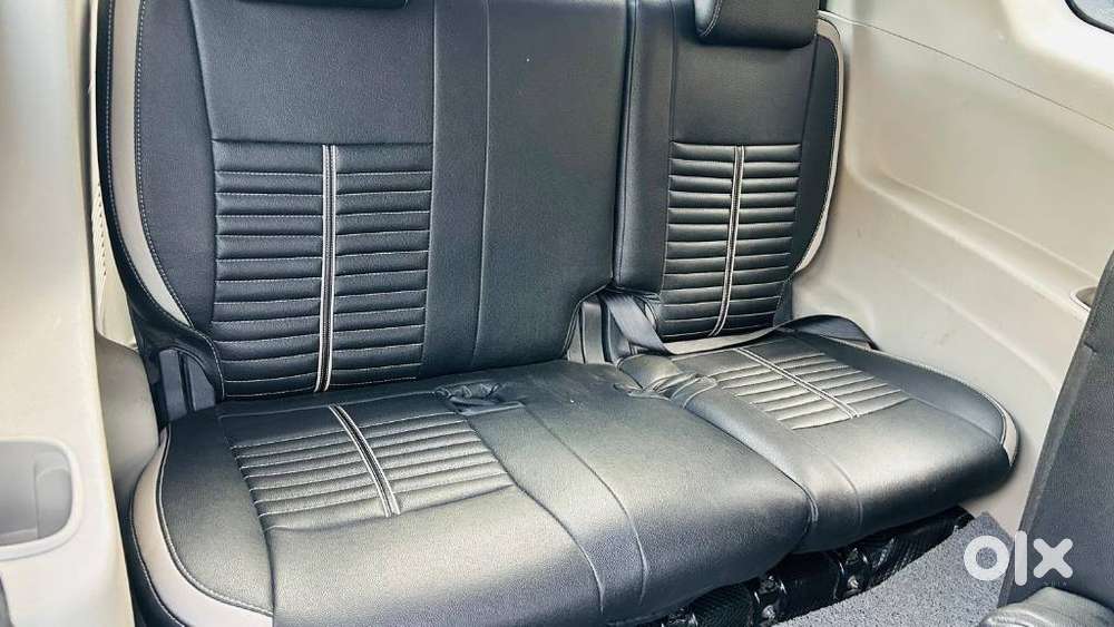 Mahindra Marazzo M6, 2019, Diesel