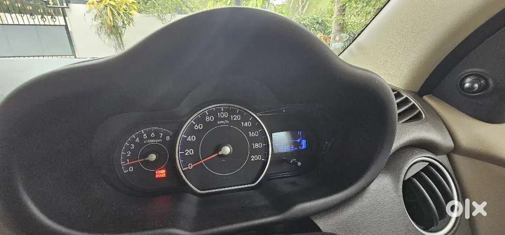 Hyundai I10 2014 Petrol 19300 Km Driven