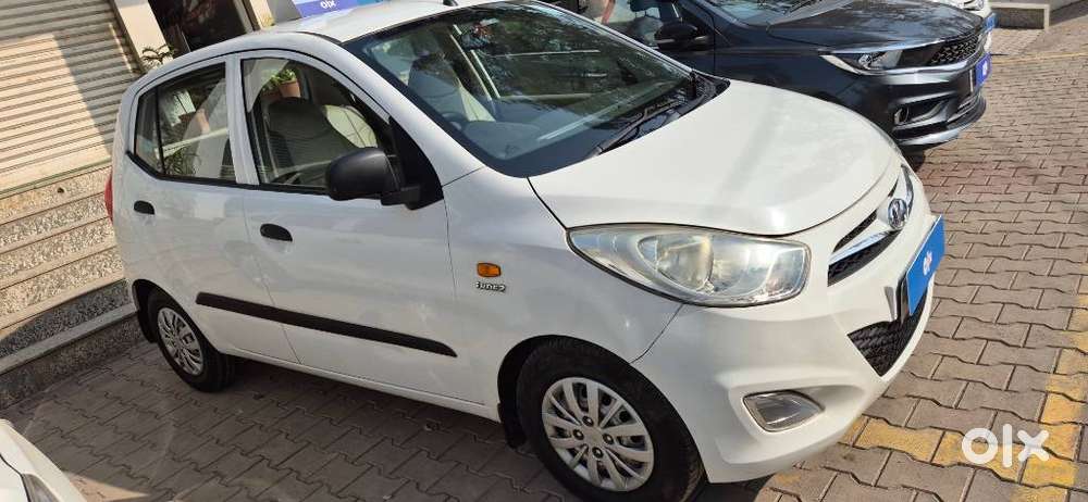 Hyundai I10 Magna O, 2015, Petrol