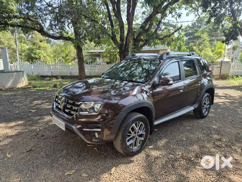 Showroom Condition ,self Used Showroom Servie Only