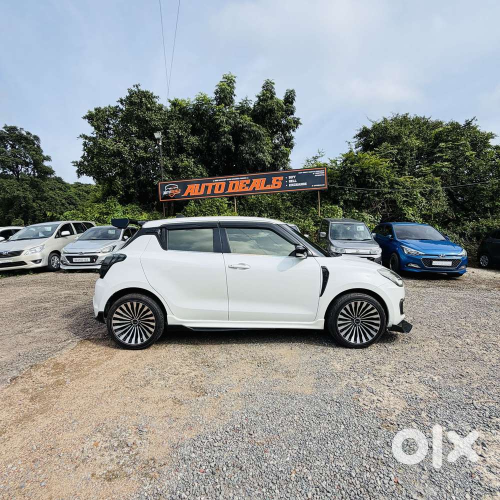 Maruti Suzuki Swift Vvt Vxi, 2021, Petrol